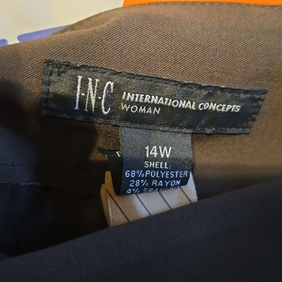 Pants and Skirt - Picture 7 of 7